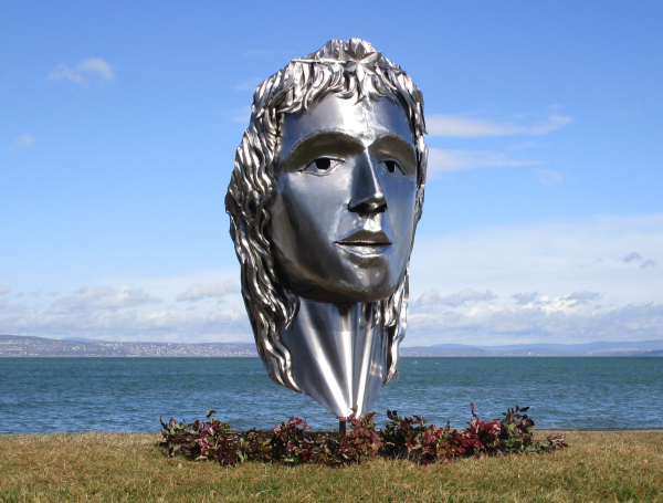 Huge Bust garden park Aida